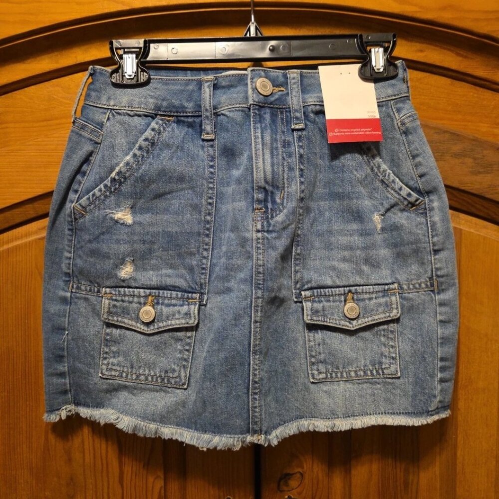 Frayed Hem Blue Denim Jeans Mini Skirt Short Skirt Juniors Size 3 SO NWT $38